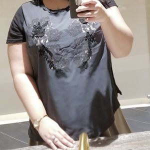 Simply Vera wang Tee